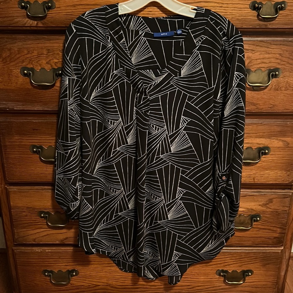 Oversized light weight top